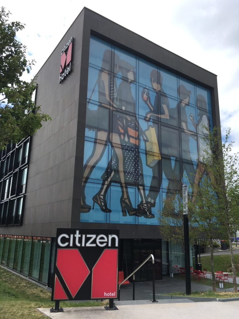 CitizenM Paris CDG outside