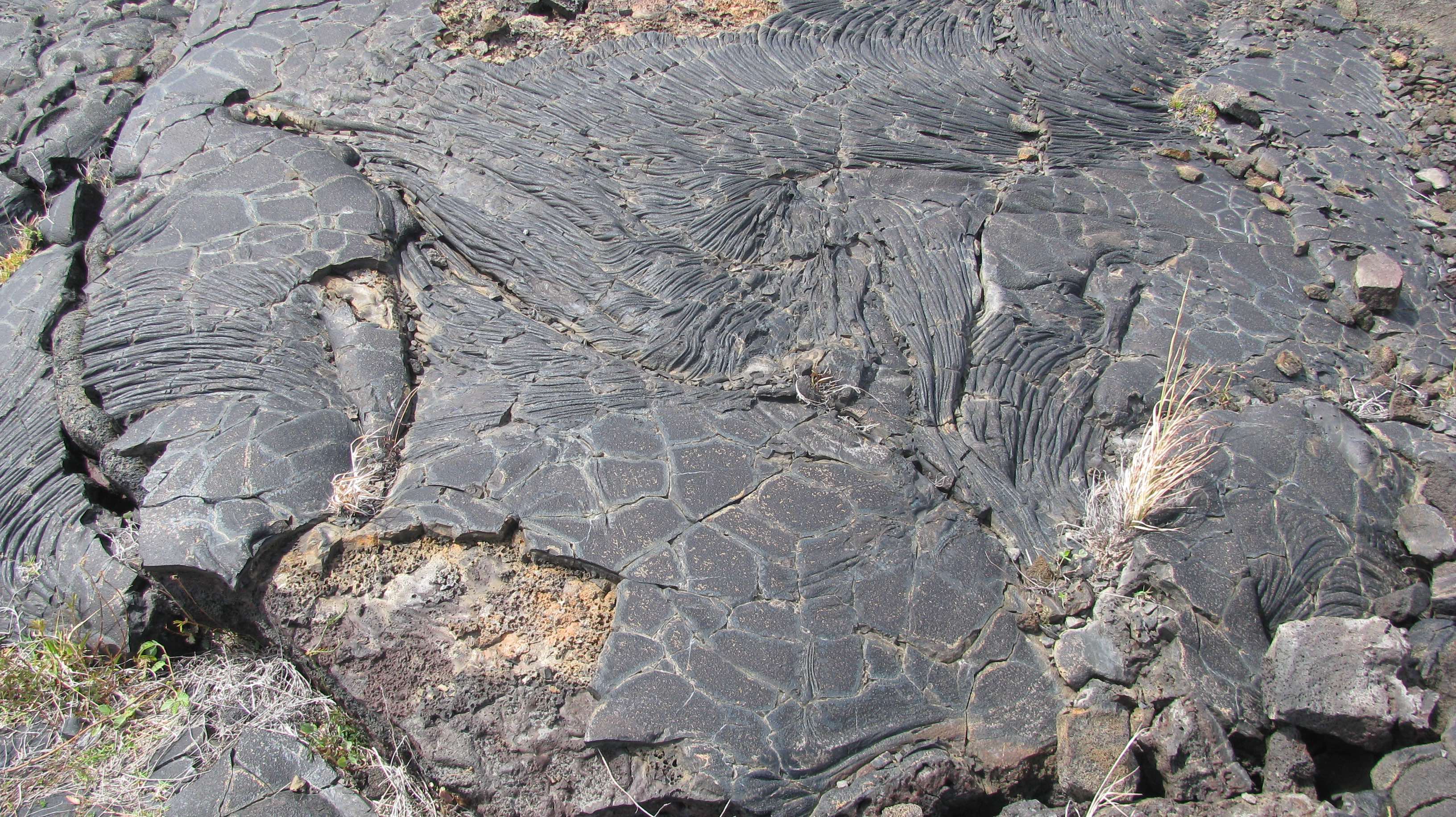 Hawaii volcanoes national park dried lava pattern