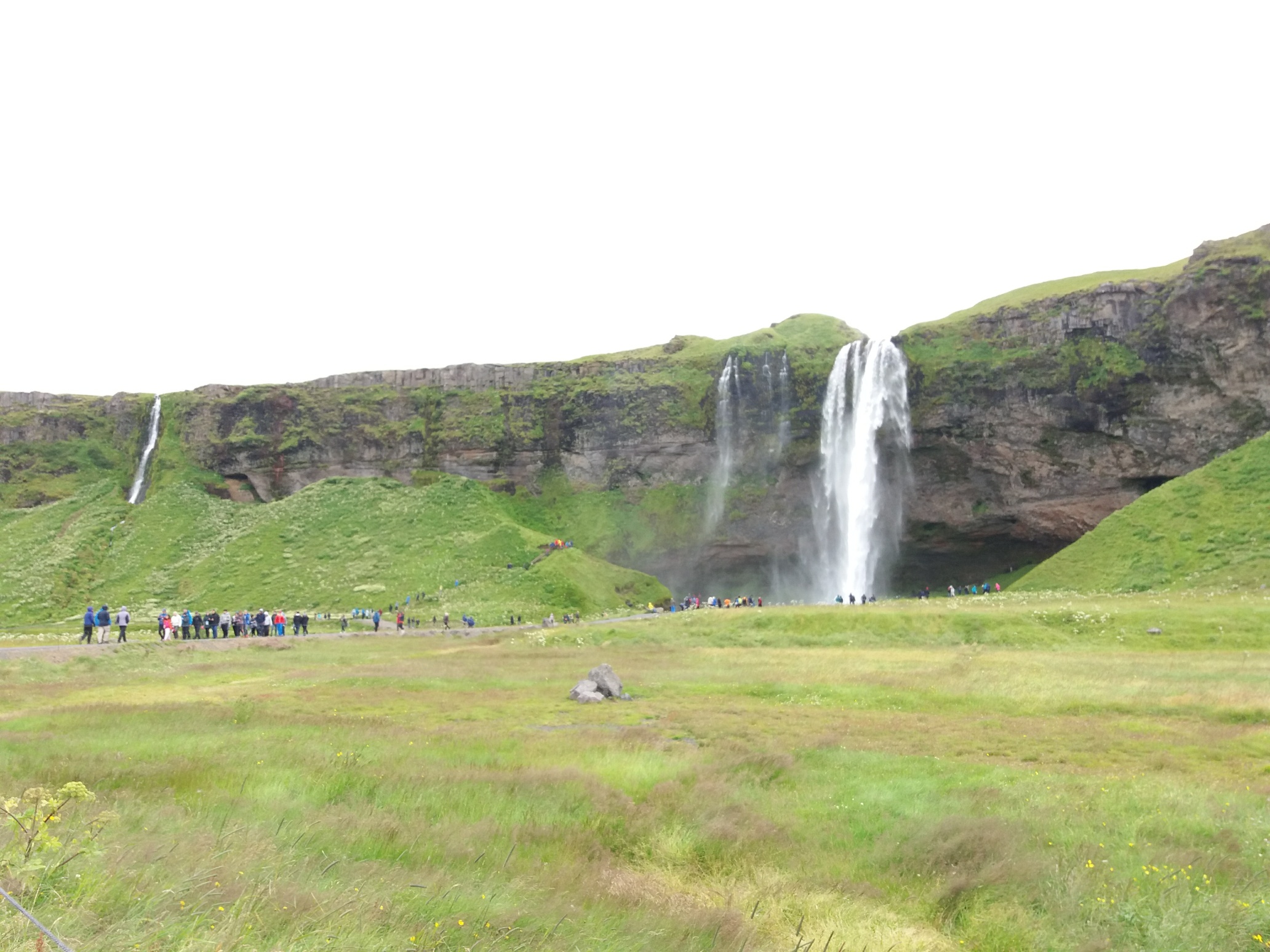 アイスランド南部の有名滝を巡る１日 Iceland11days 4 D X L On The Road